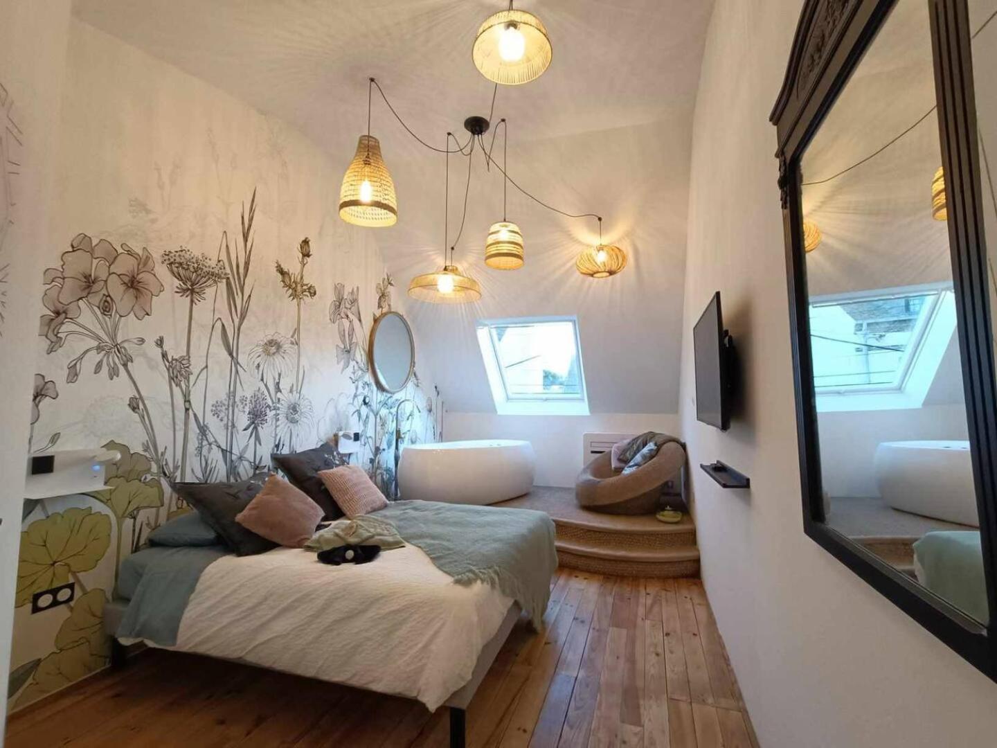 Maison D'Hotes "At'Home" О Экстерьер фото